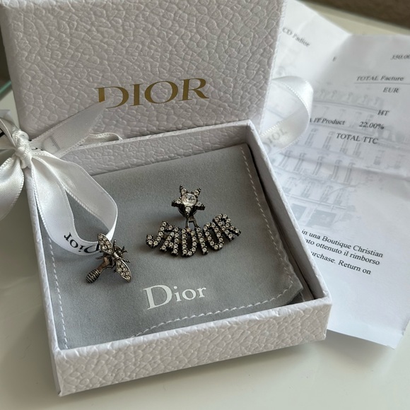 Christian Dior J'adior Logo Bee Earrings New Authentic- Never Worn - Picture 2 of 2